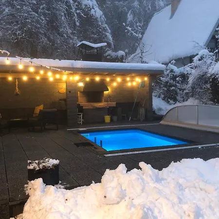 Caks Chalet